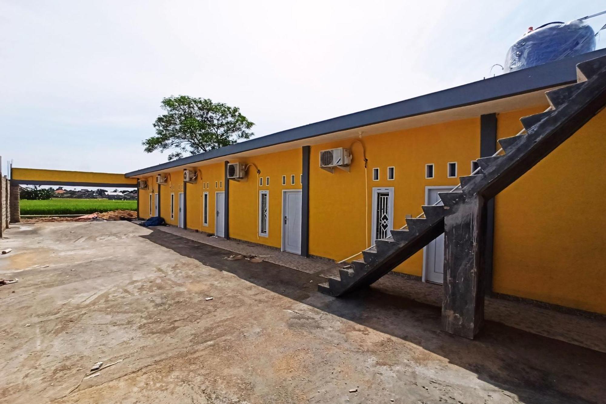 Reddoorz At Kay Residence Waydadi Lampung บันดาร์ ลัมปุง ภายนอก รูปภาพ