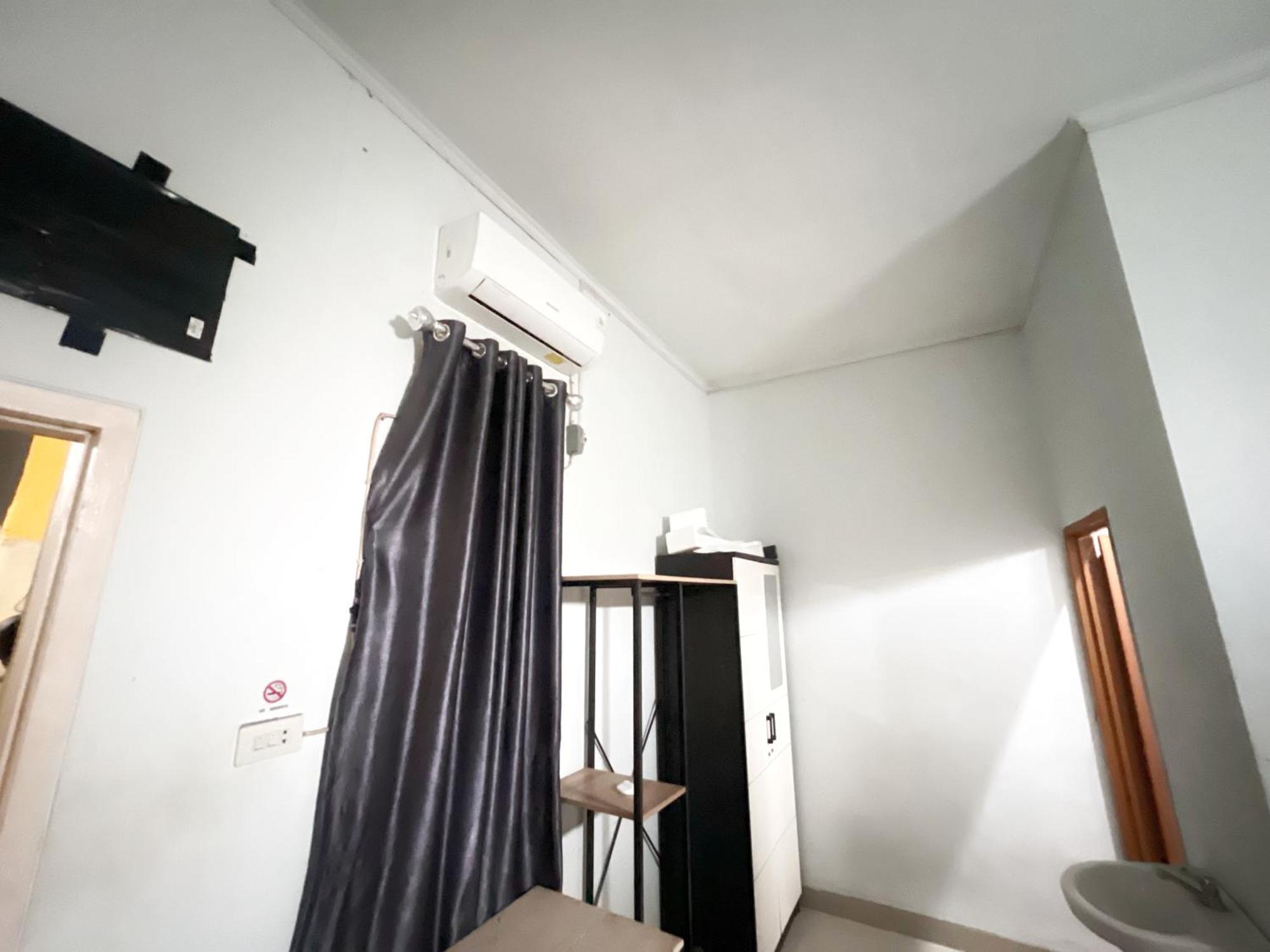 Reddoorz At Kay Residence Waydadi Lampung บันดาร์ ลัมปุง ภายนอก รูปภาพ