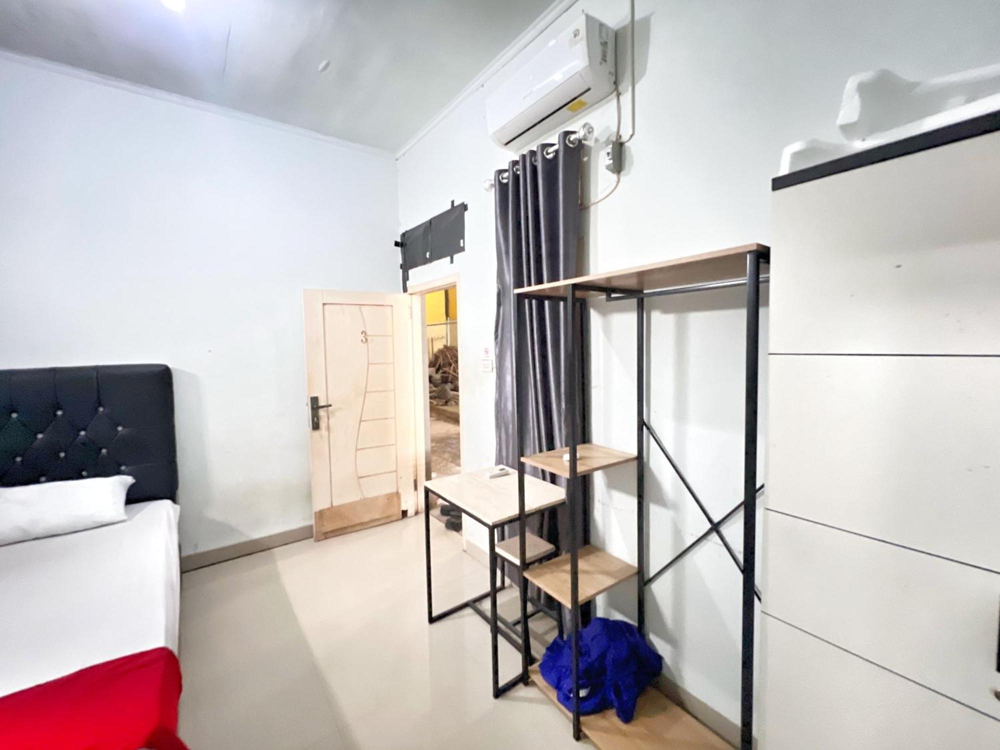 Reddoorz At Kay Residence Waydadi Lampung บันดาร์ ลัมปุง ภายนอก รูปภาพ