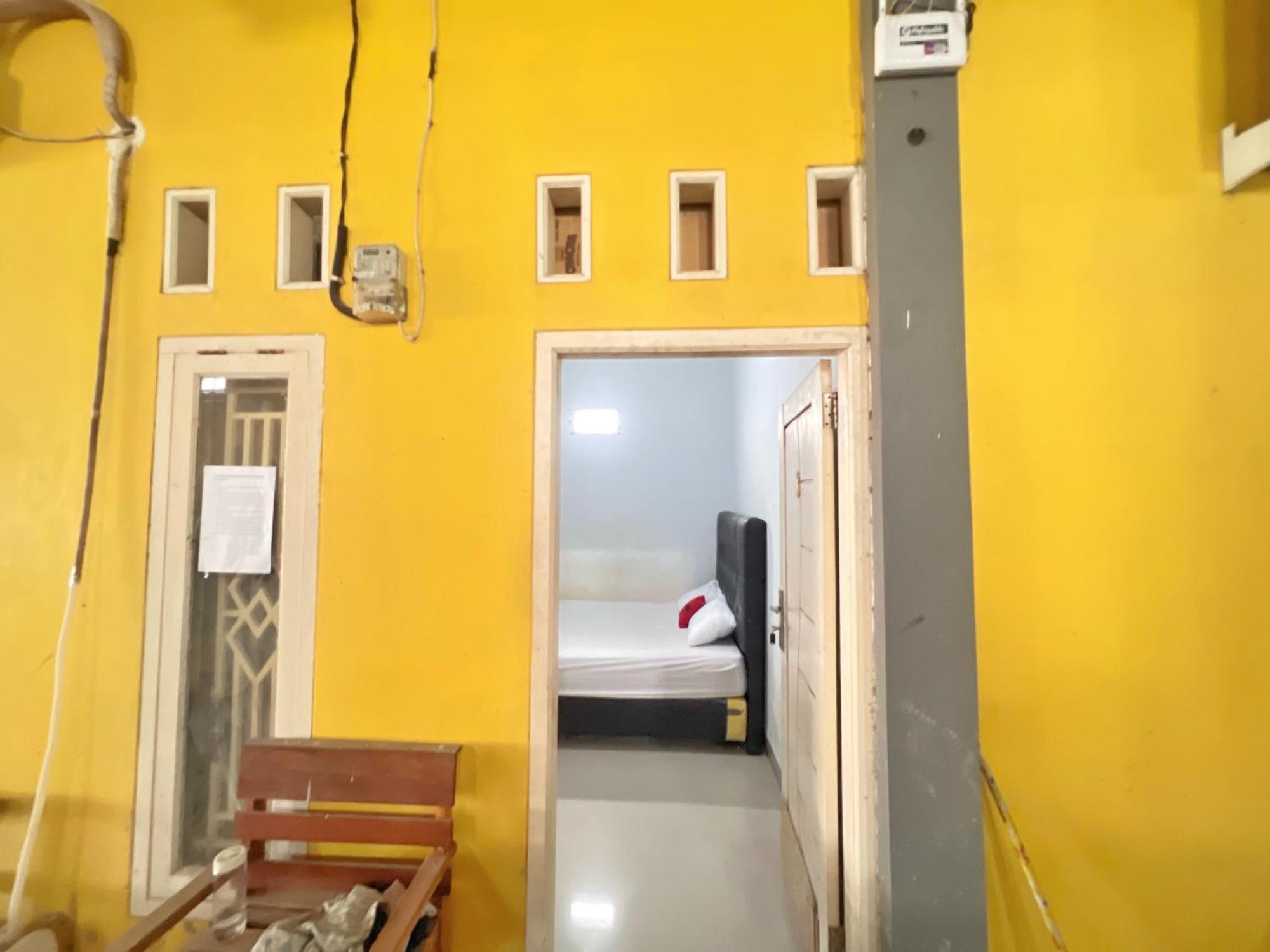 Reddoorz At Kay Residence Waydadi Lampung บันดาร์ ลัมปุง ภายนอก รูปภาพ